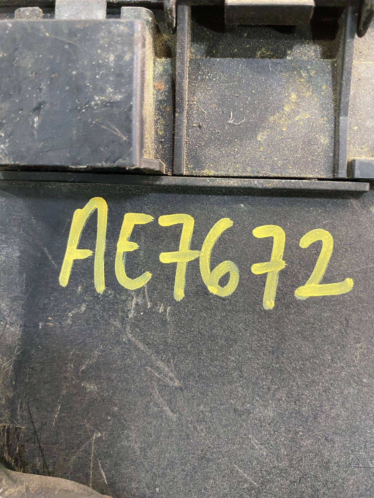 2008-2009 Dodge Journey Fusebox Fuse Box Relay Body BCM Module AE7672 DG7