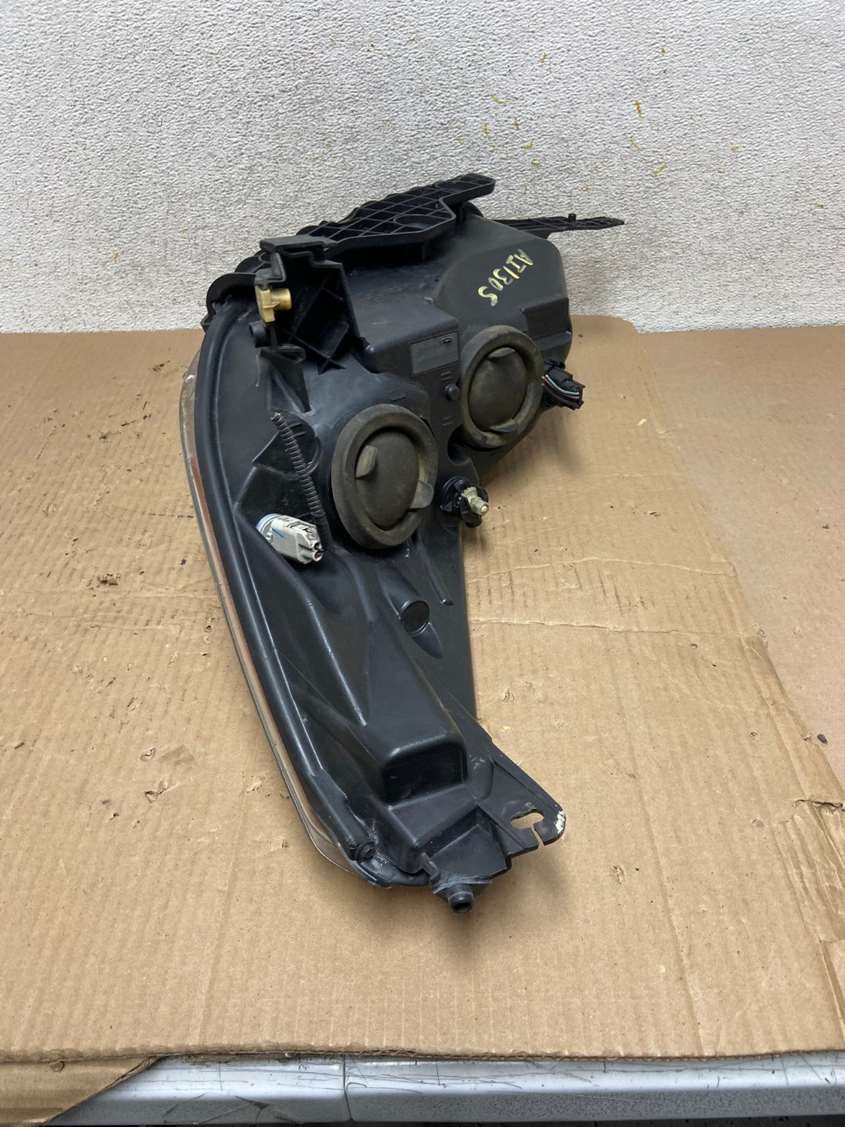 2013 - 2016 Ford Escape Headlight Right Passenger RH Side Halogen AI1305 LK7