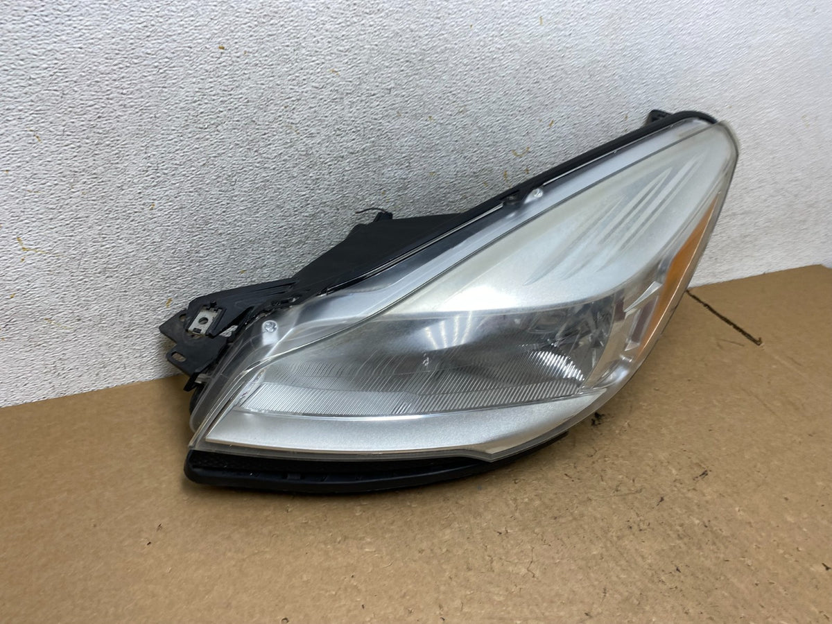 2013 - 2016 Ford Escape Headlight Left Driver Lh Side Halogen AI3604 DW2