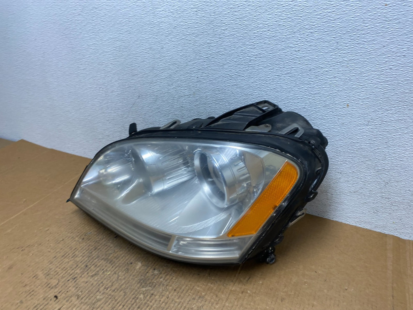 Halogen 2006-2009 Mercedes-Benz ML-Class Headlight Left Driver LH AE1633 DW1