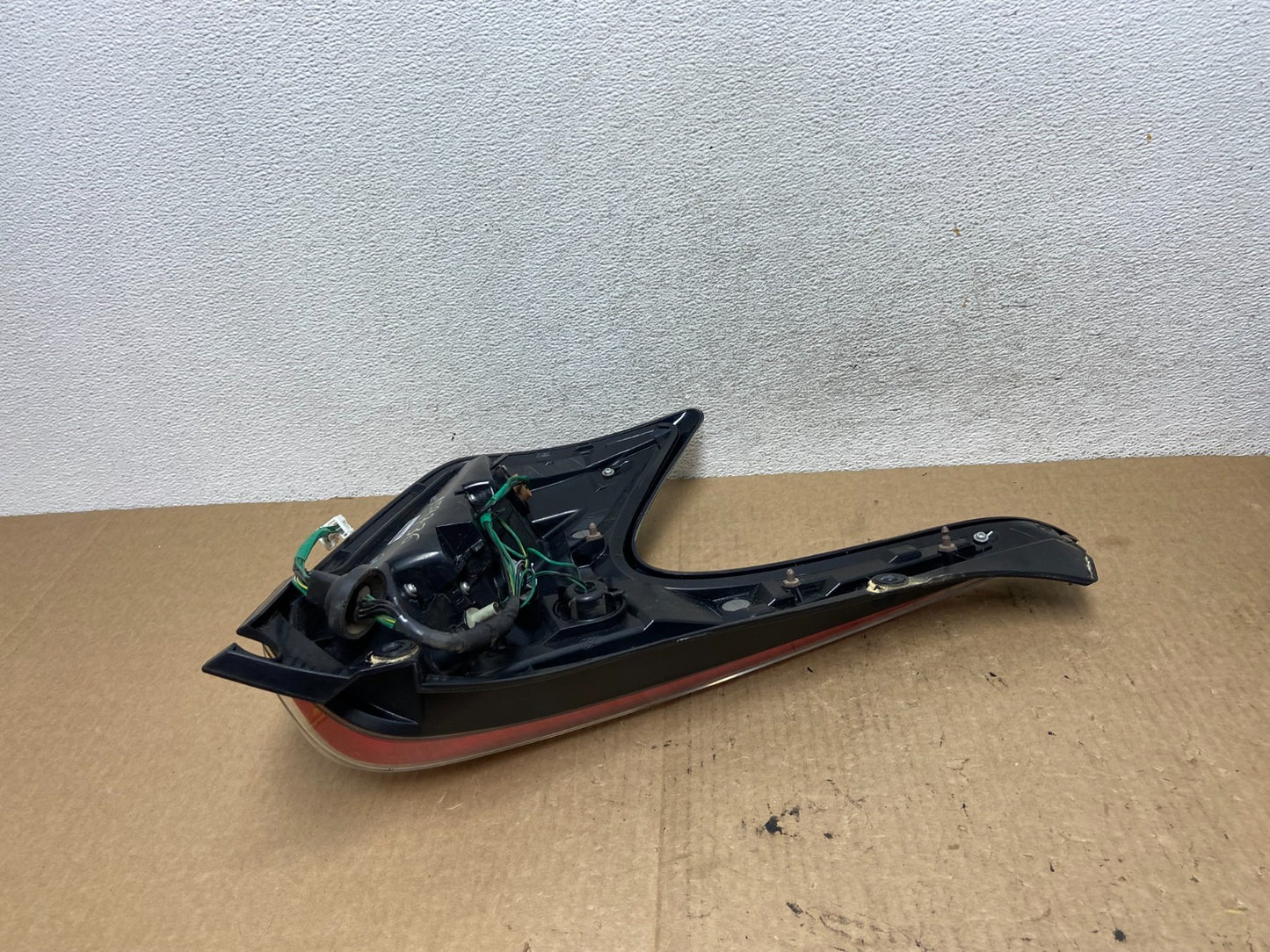 2015 to 2017 Nissan Juke Right Passenger RH Side Tail Light AF9736 DW4