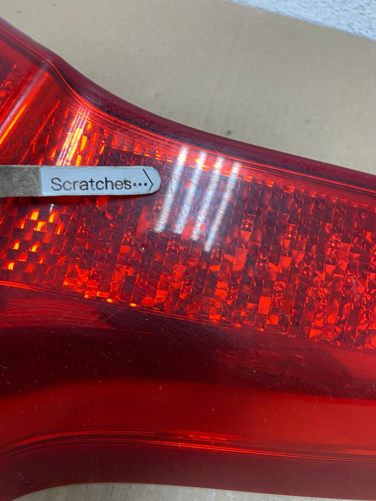 2008 to 2013 Volvo XC70 V70 Right Passenger Tail Light Upper AE9471 LK3
