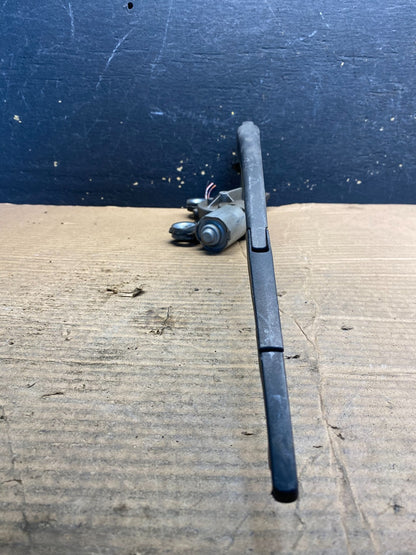 2004 to 2009 Mazda 3 Windshield Rear Wiper Motor aa5819 DG2