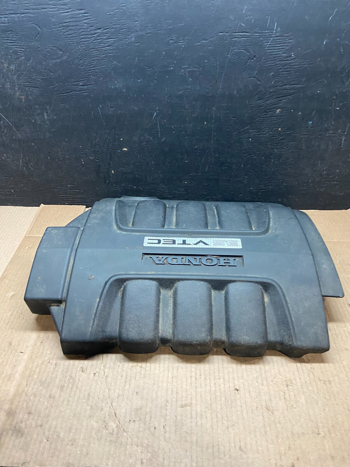2005 to 2007 Honda Odyssey Black Engine Cover OEM i7182 DG1