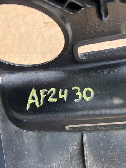 2015-2019 Nissan Versa Center Dash Radio Climate Bezel Air Vent AF2430 DG4