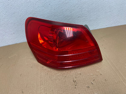 2008 to 2015 Nissan Rogue Left Driver Lh Side Tail Light OEM AC3791 LK0