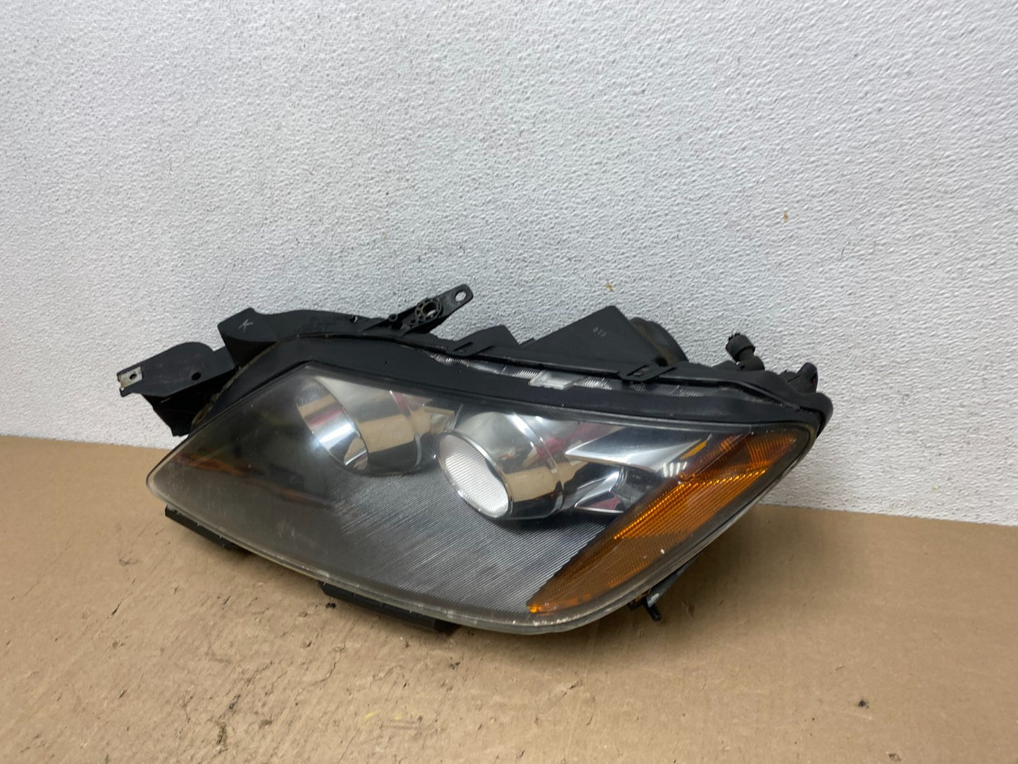 Halogen 2007 2008 2009 Mazda CX-7 Left Driver Headlight AE6607 DW1