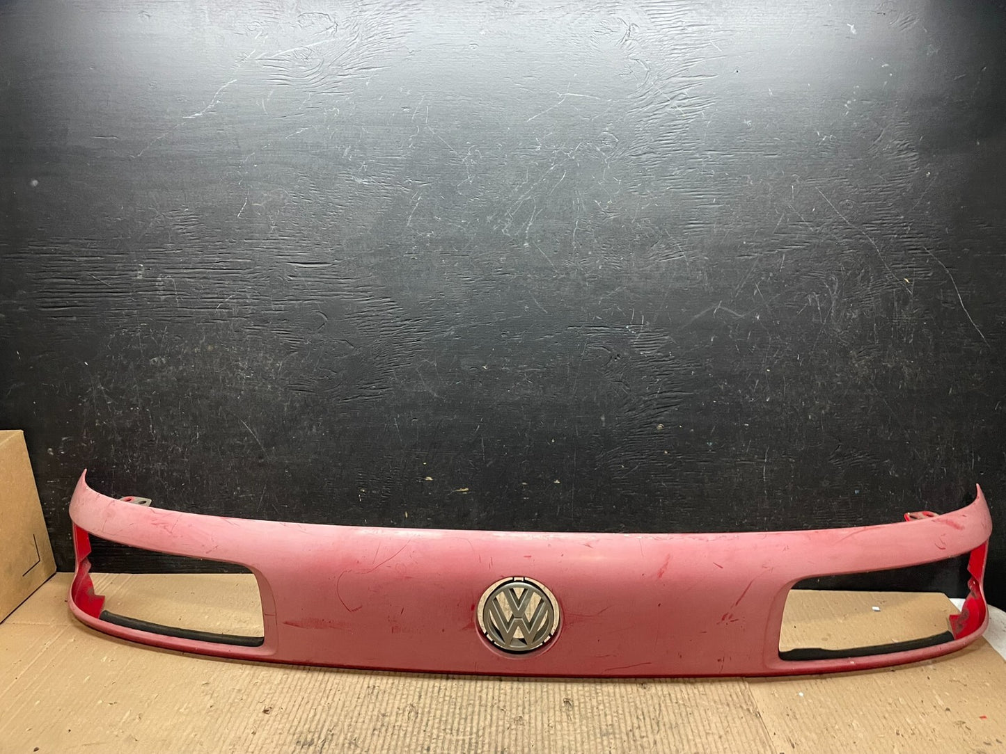 1998 to 2003 Volkswagen Passat B3 Front Upper Grill Grille J4307 DG0