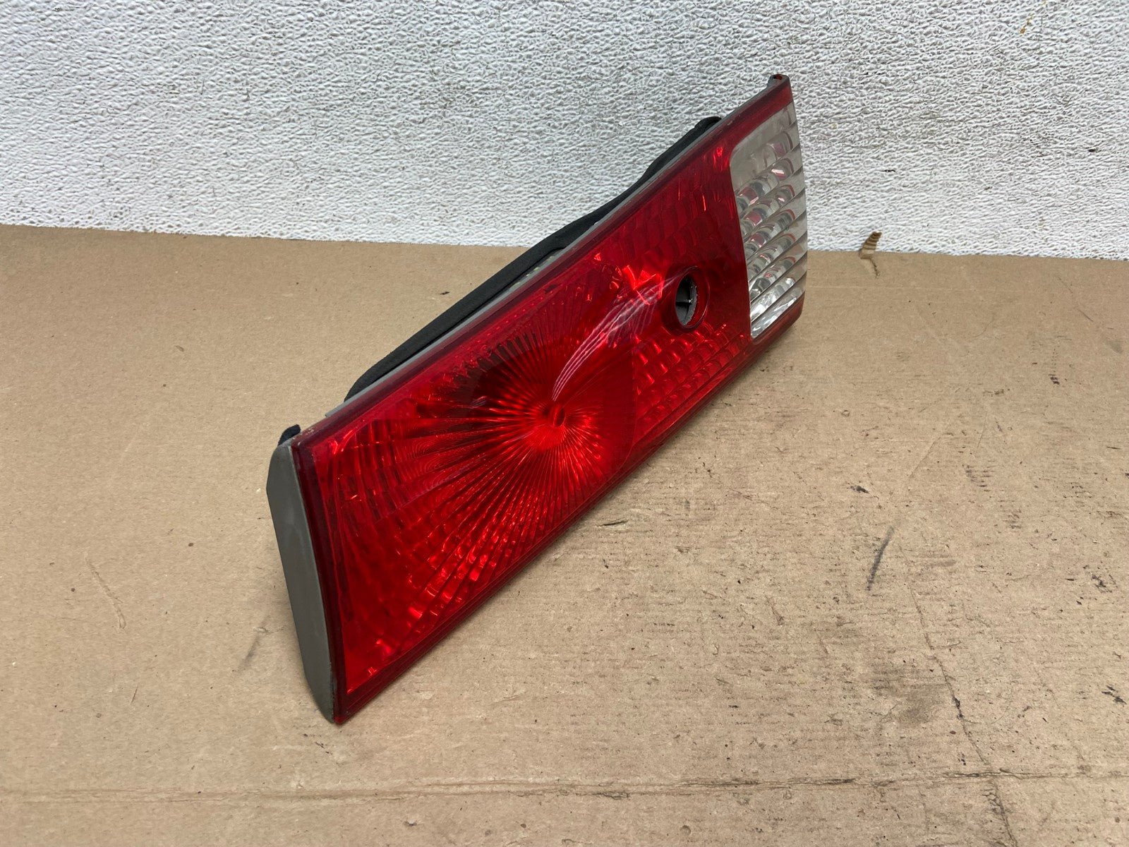 2000-2001 Toyota Camry Tail Light Right Passenger Rh Side Inner AF5058 LK2
