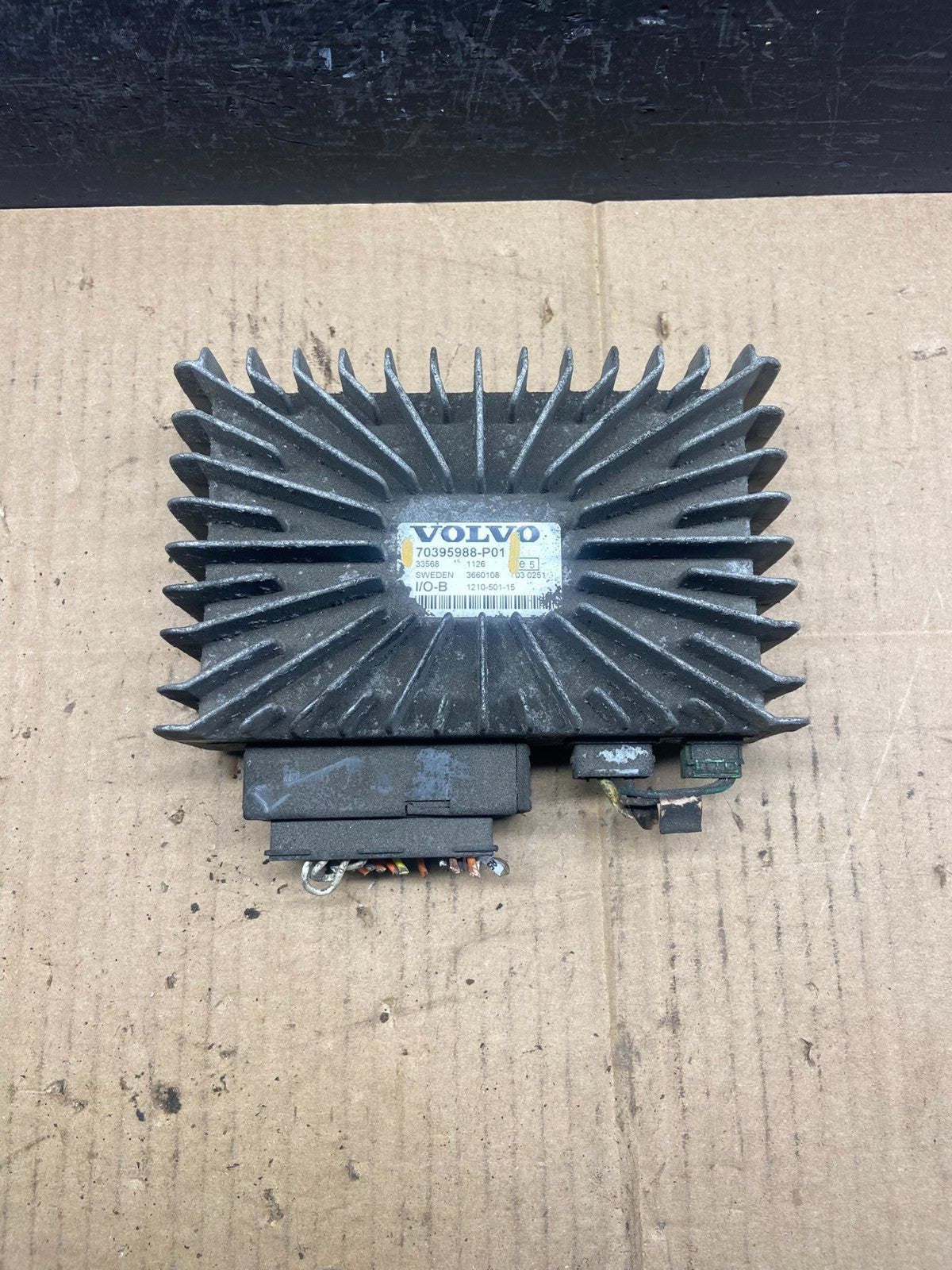 Door Control Unit (ECU) for Buses and Coaches 70395988 Original Volvo AD18290