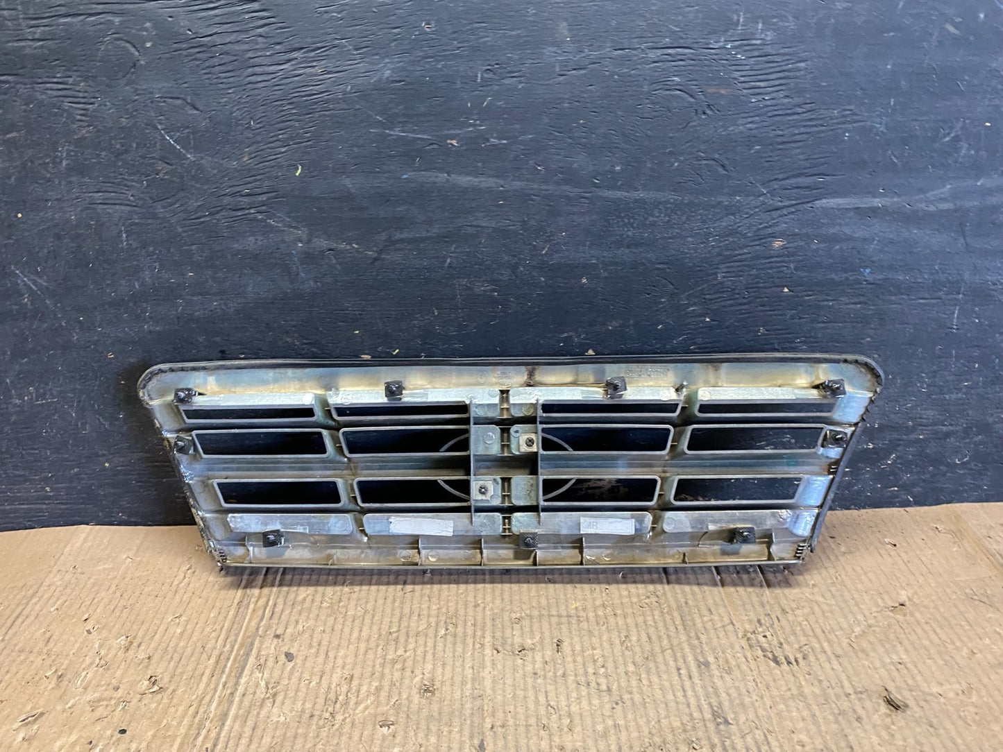 2004 to 2006 Kia Optima Front Grille Grill S9605 PS5