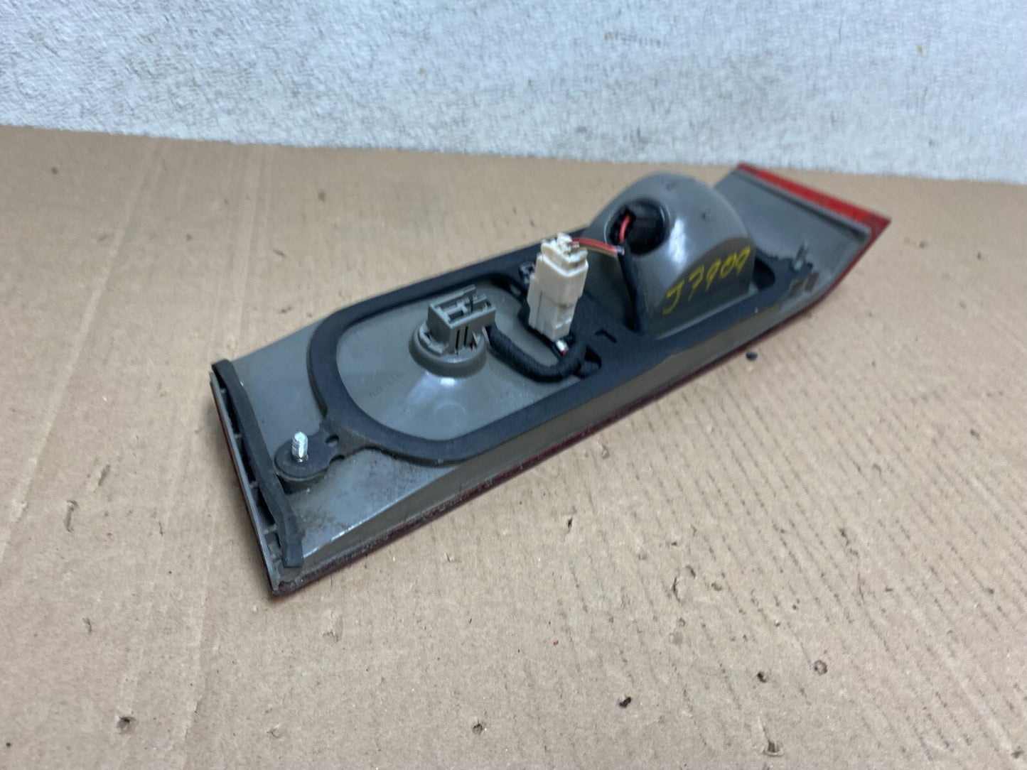 1997 1998 1999 Toyota Camry Tail Light Inner Left Driver LH Inner Oem J7909 DW7