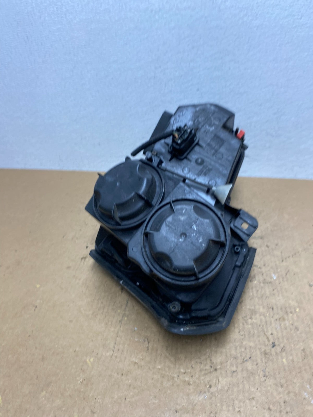 2003 to 2007 Cadillac CTS Right Passenger RH Halogen Headlight Oem AC3634 DW6