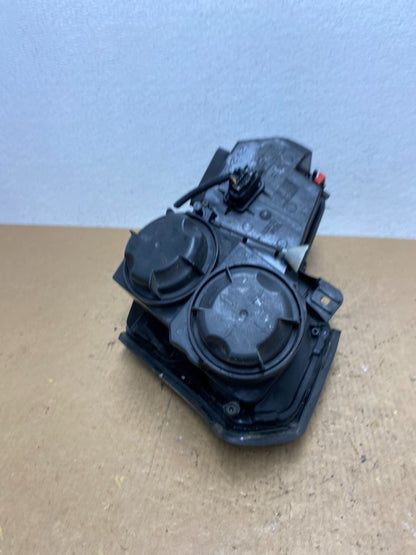 2003 to 2007 Cadillac CTS Right Passenger RH Halogen Headlight Oem AC3634 DW6
