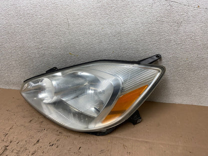 2004-2005 Toyota Sienna Left Driver LH Side Halogen Headlight Y0328 DW1