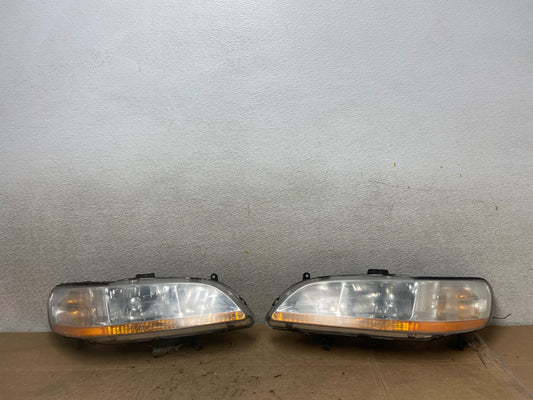 1998 to 2002 Honda Accord Left+Right Set Side Headlights Y8350 DW0