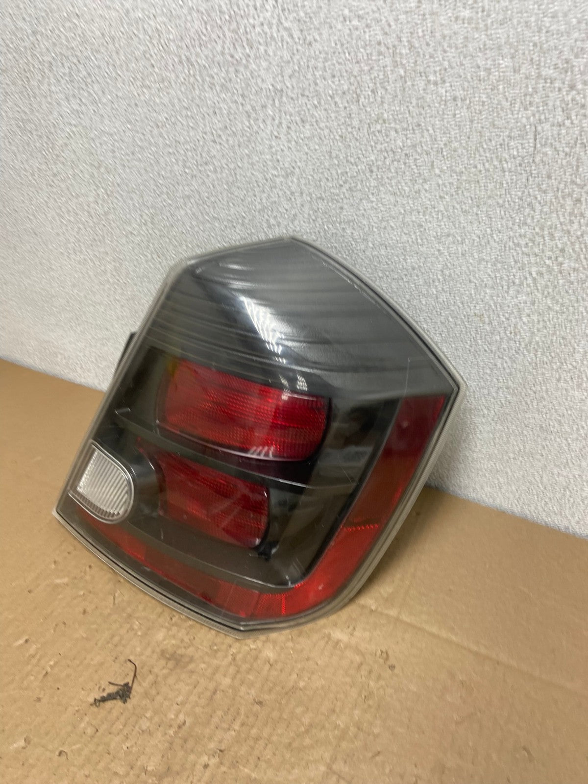 2007 to 2012 Nissan Sentra Right Passenger Rh Black Tail Light Oem AB6281 LK1