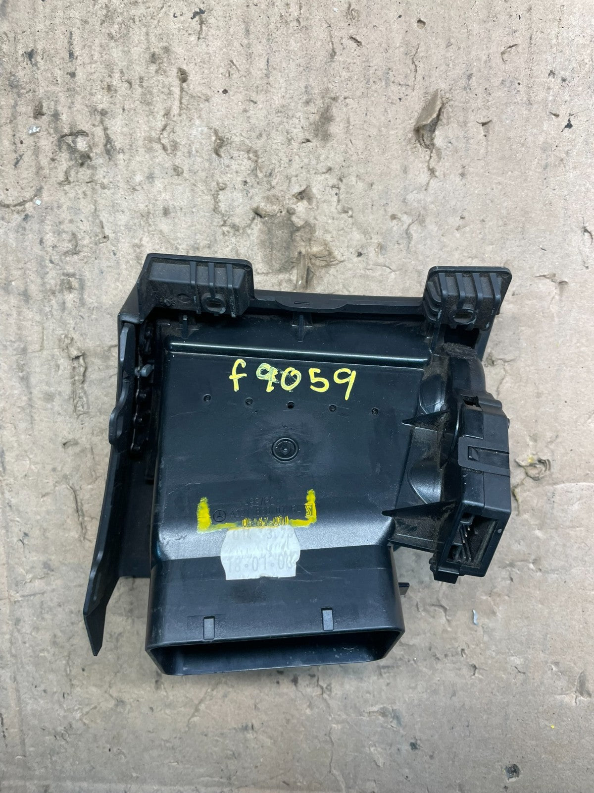 2007-2009 Mercedes S-Class S550 Left Driver Side Dashboard Air Vent OEM T7515 DG5