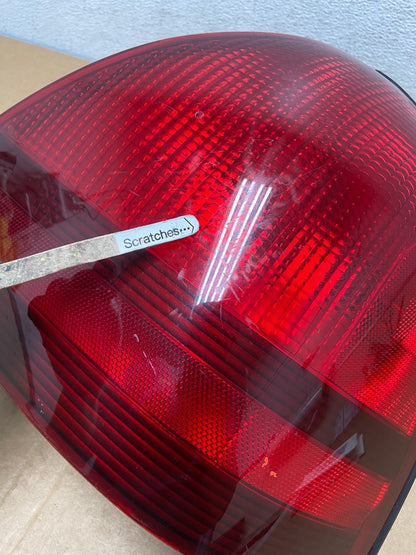 2003 to 2011 Mercury Grand Marquis Right Passenger Side Tail Light AD5451 LK3
