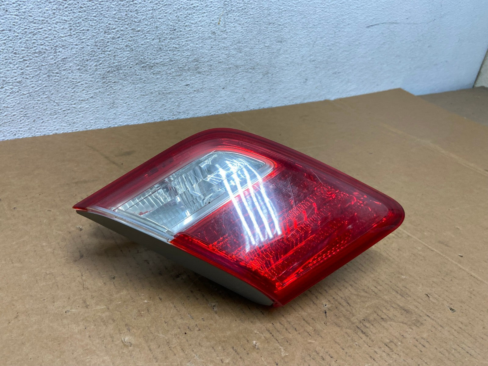 2007 2008 2009 Toyota Camry Left Driver Tail Light Trunk Lid Inner AD9137 LK2