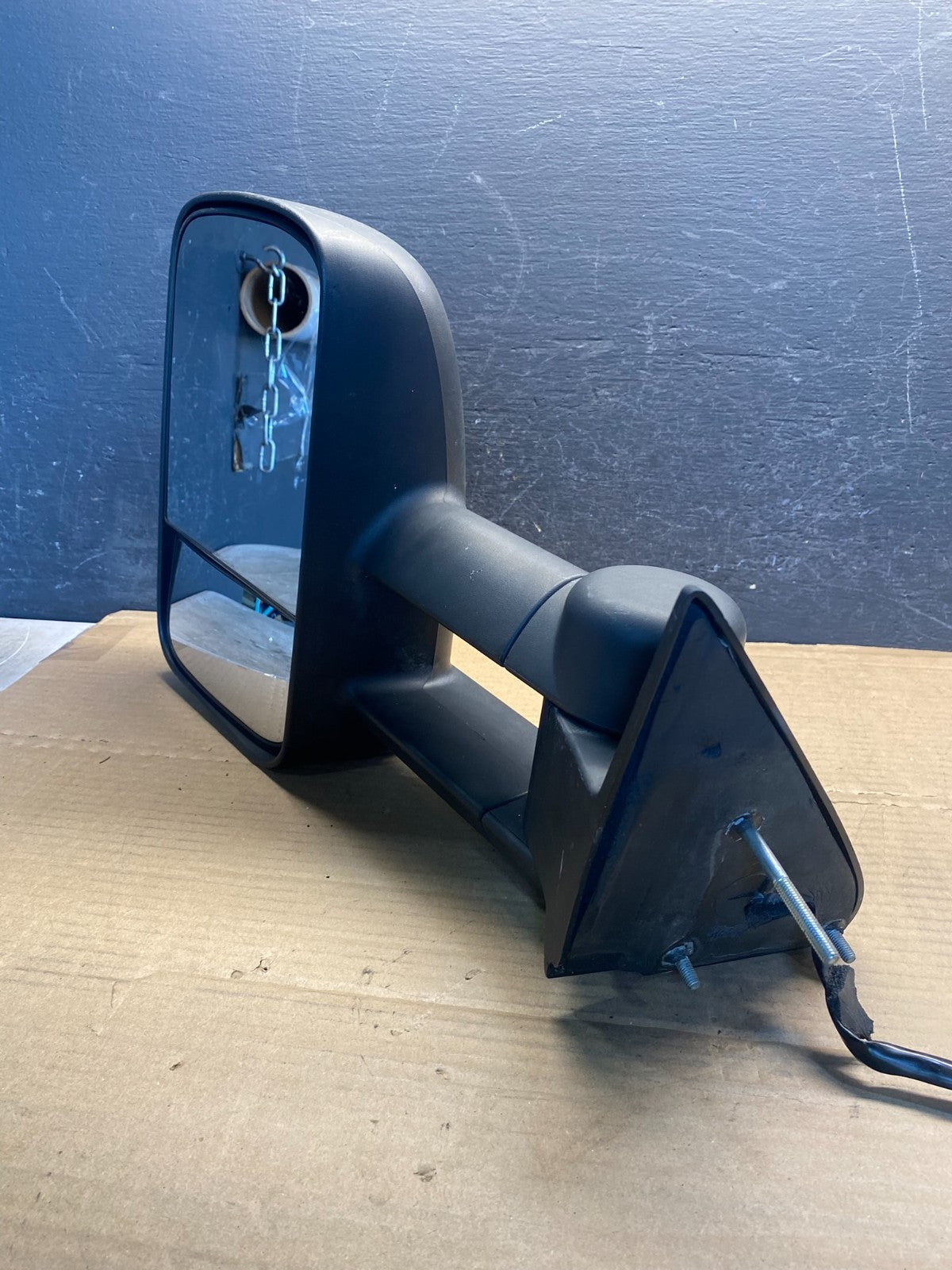 2007 - 2013 Chevrolet Silverado Sierra Left Driver LH Side Door Mirror AF3926 DW10