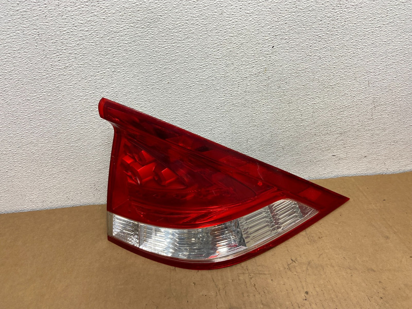 2010-2011 Honda Insight Right Passenger RH Side Tail Light AC8514 DW0