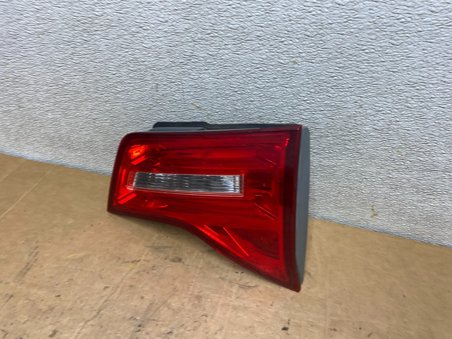 2007 2008 2009 Acura Mdx Right Passenger Rh Side Inner Tail Light T3199 DG1