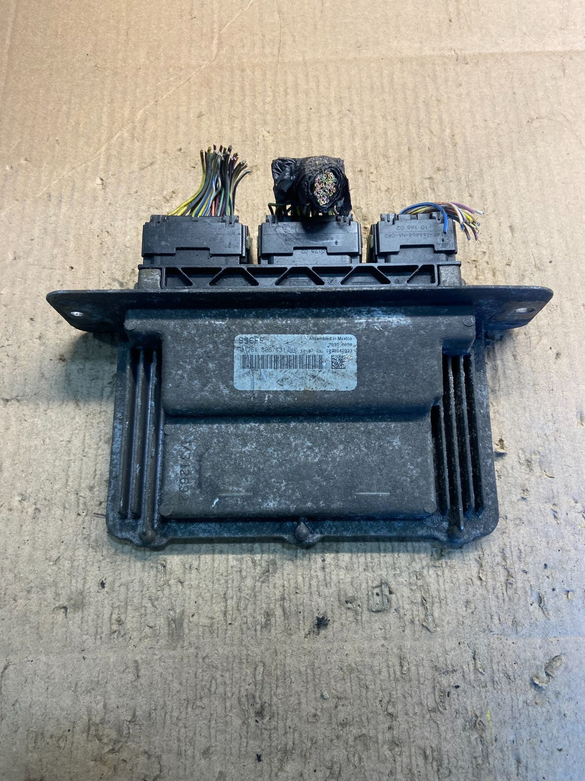 2011 2012 Ford Van E350 6.8L Engine Control Module Unit ECU z2181 DG2