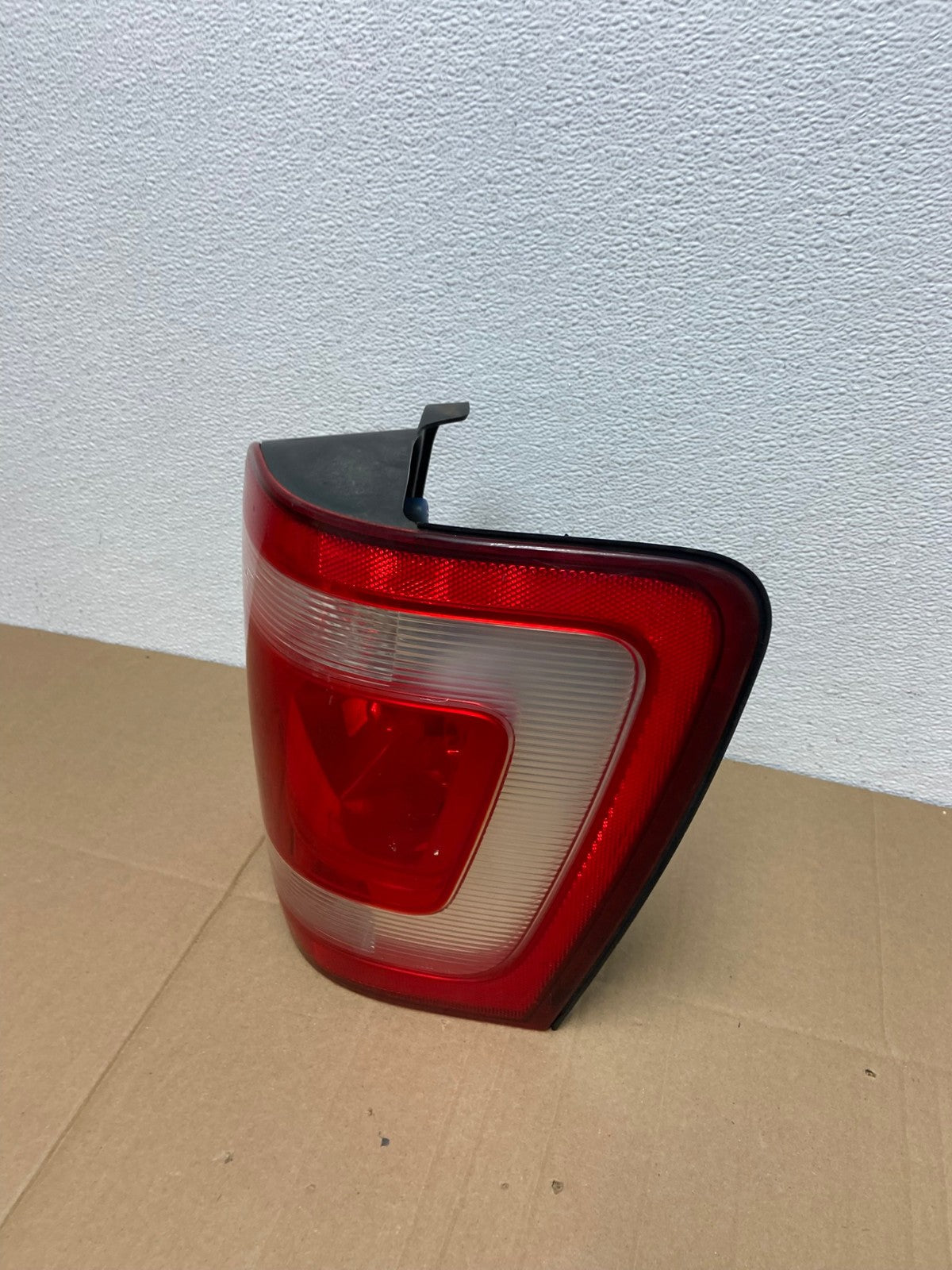 2008 to 2012 Ford Escape Right Passenger RH Side Tail Light AB8024 LK1