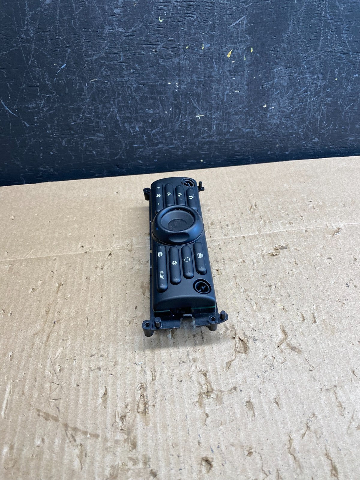2004 to 2008 Mini Cooper S R50 AC Heater Climate Control AC9167 DG1