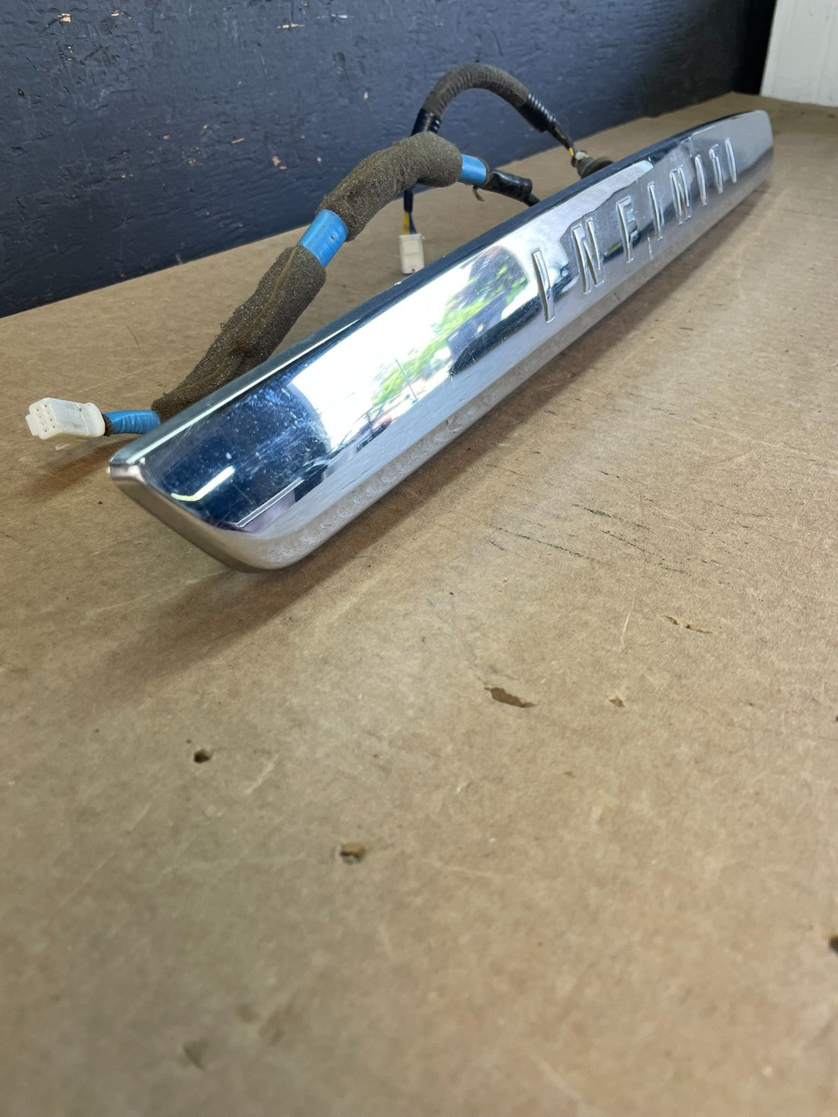 2013 to 2017 Infiniti QX60 JX35 Rear Trunk Spoiler Finish Panel Molding AD0275DG2