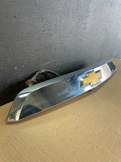 2013 to 2017 Chevrolet Traverse Liftgate Trunk Chrome Molding W/Camera AE3542 DG2