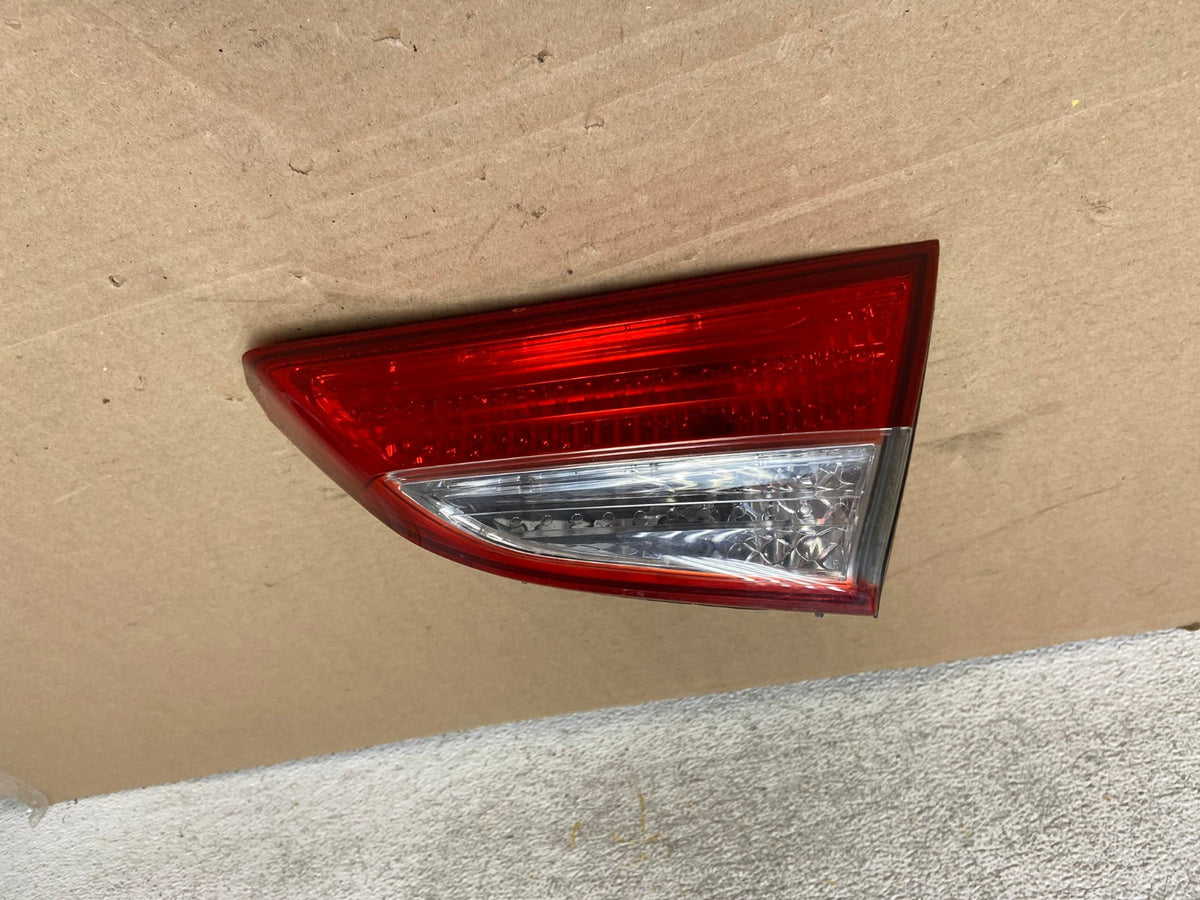 2011 2012 2013 Hyundai Elantra Inner Tail Light Right Passenger AH9355 LK0