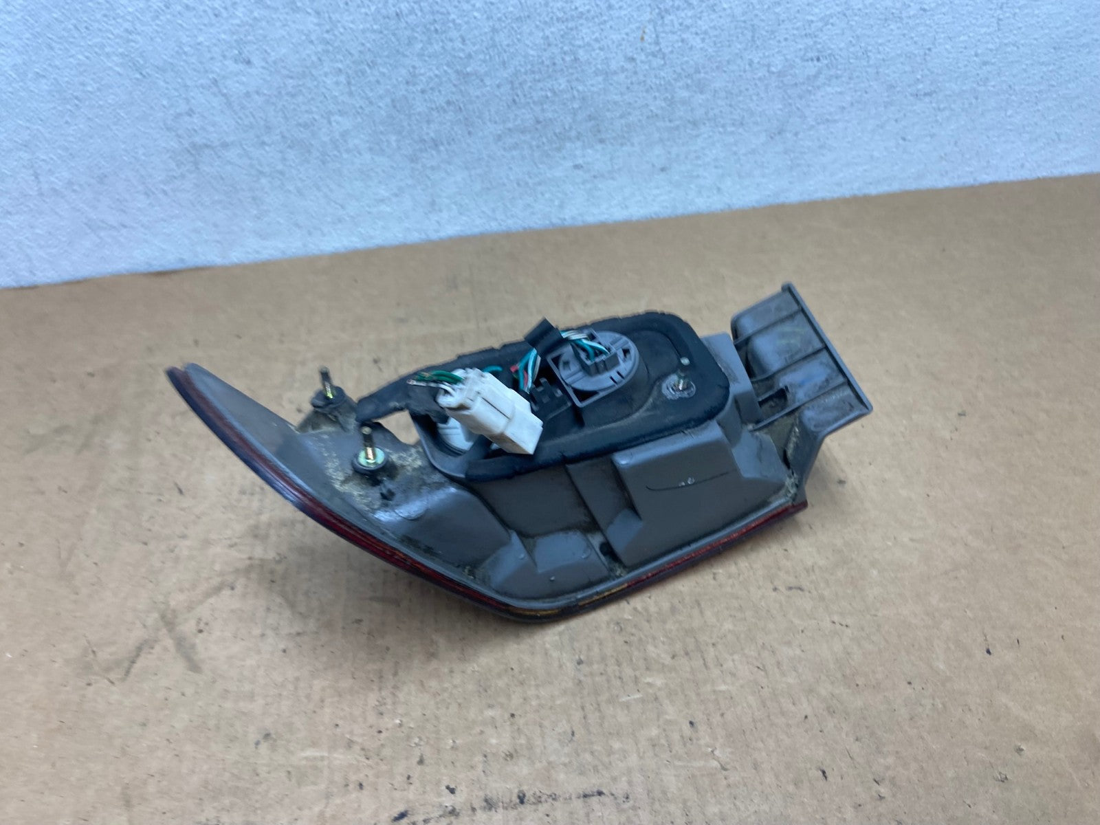 1997 1998 1999 Toyota Camry Tail Light Left Driver Rh Side AD4755 LK3