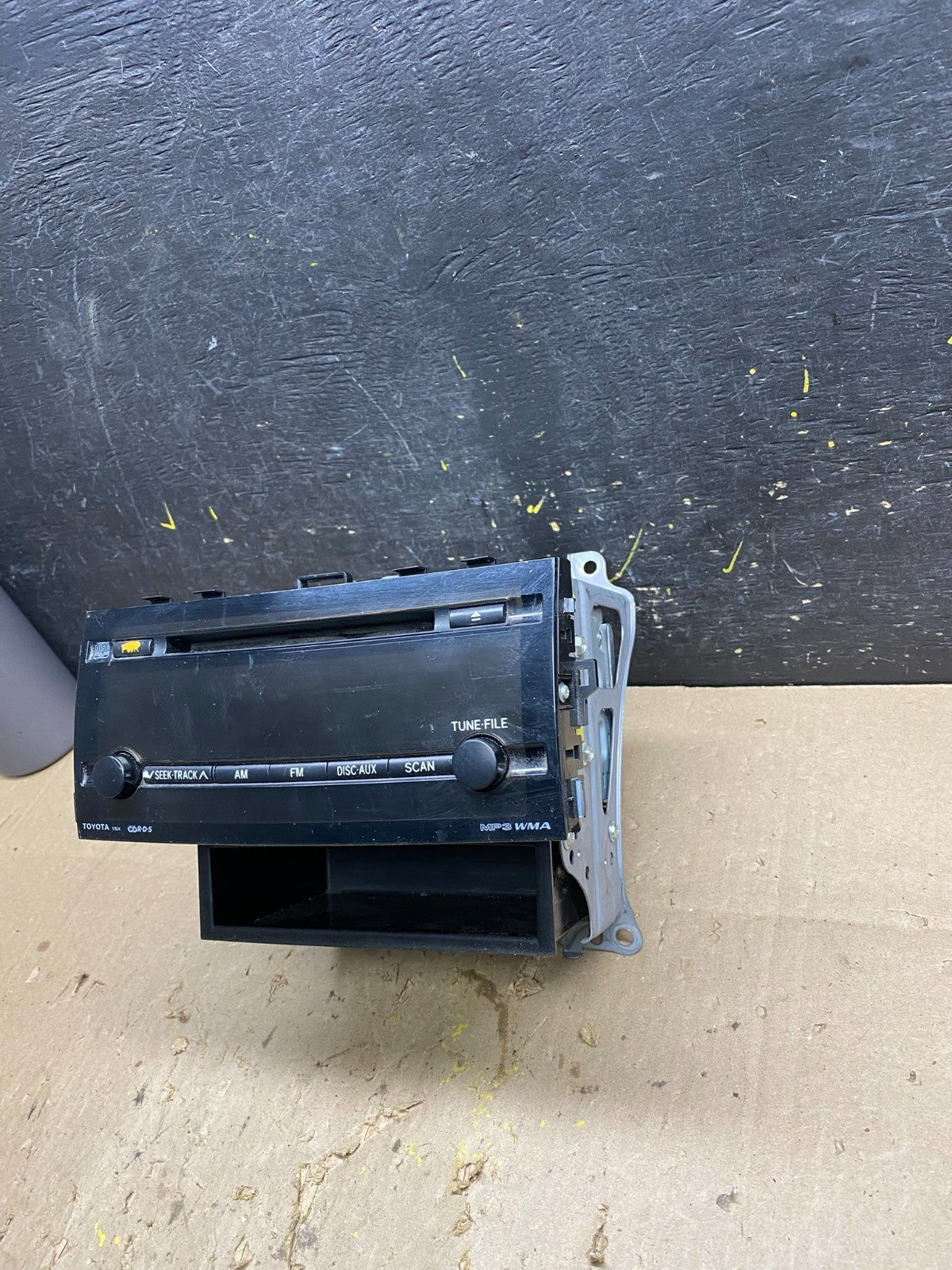 2006 to 2009 Toyota Prius OEM Radio AM/FM CD Player Oem U5080 DG3