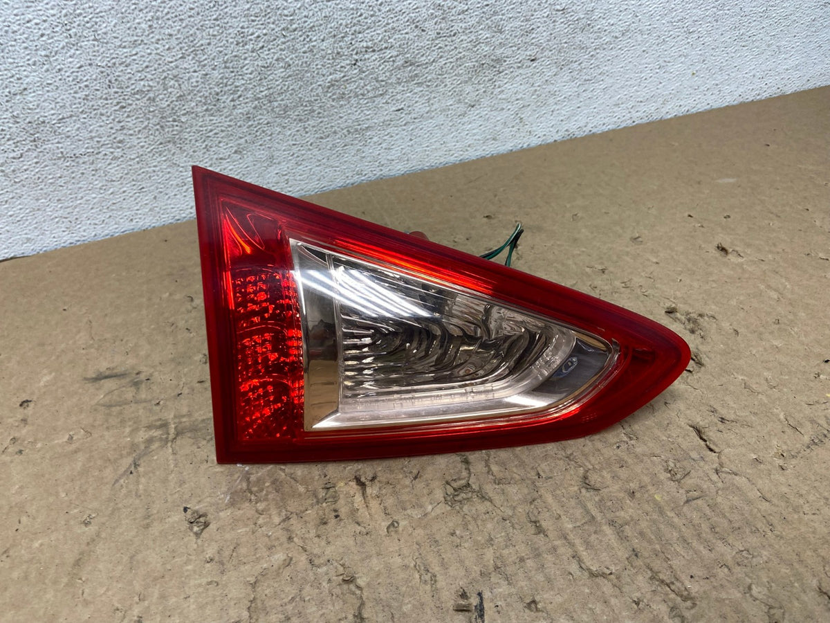2008-2012 Infiniti Ex35 Inner Left Driver LH Side Tail Light AF8323 LK0