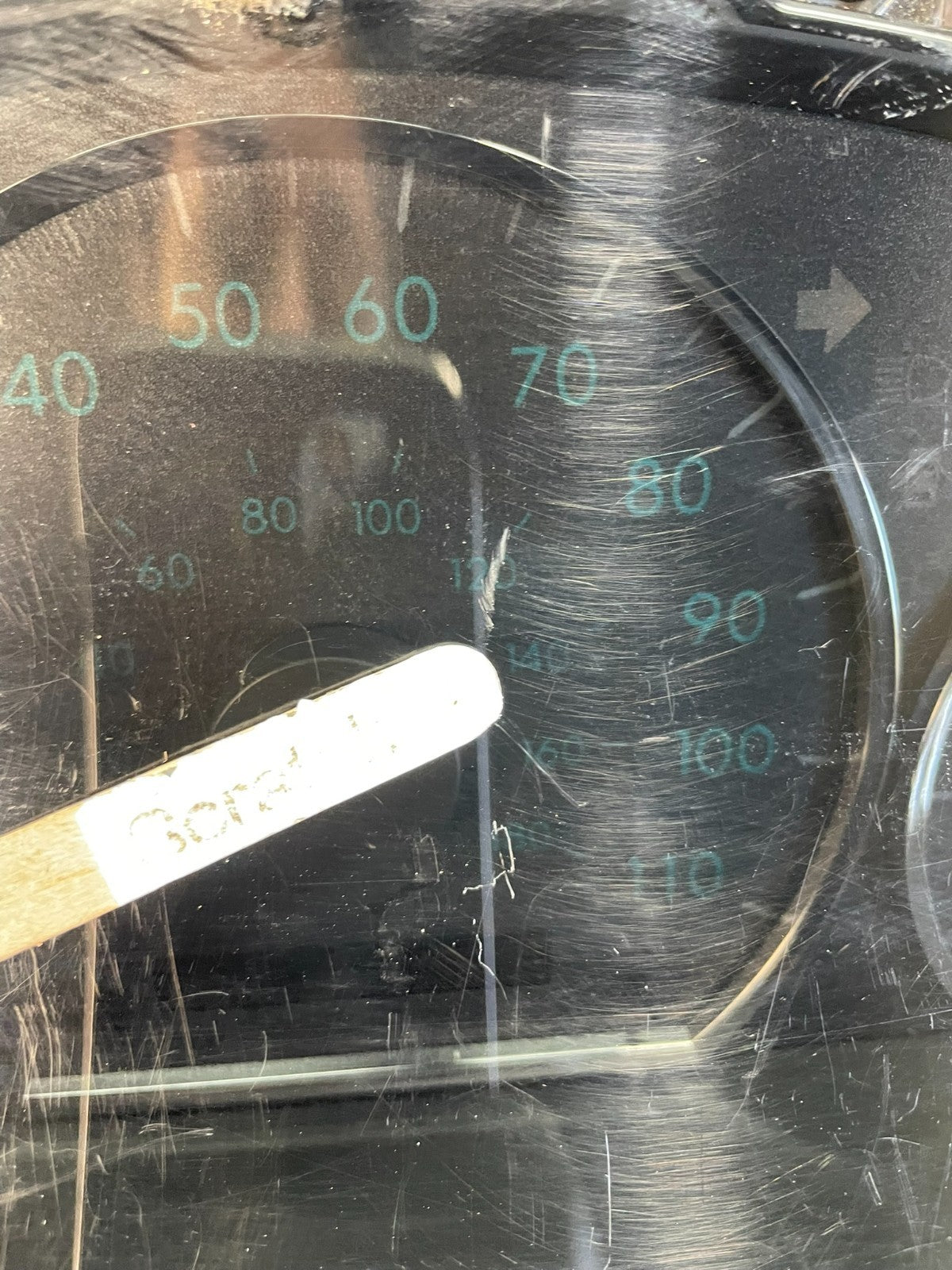 2006 Toyota Sienna Speedometer Cluster Gauge AF3461 DW4