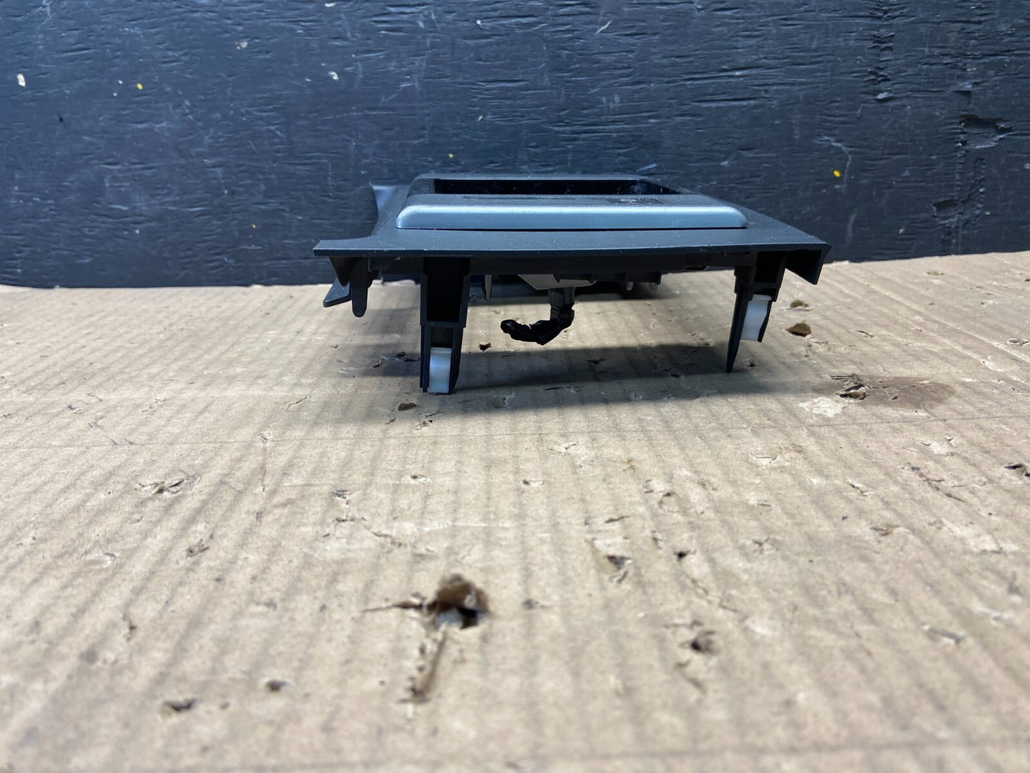 2010 - 2015 Mazda CX-9 Center Console Bezel Gear Shifter i5378 DG12