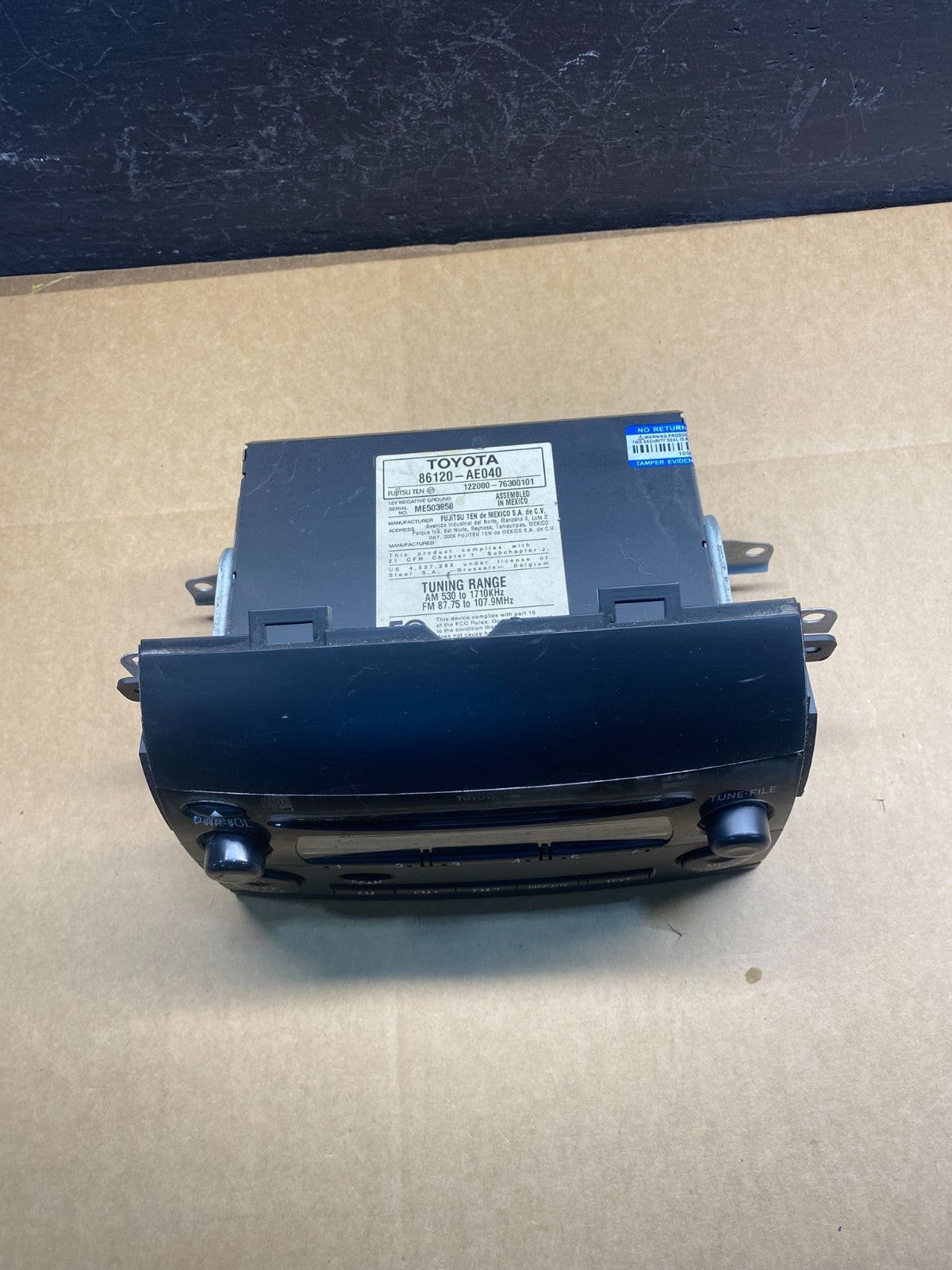 2004 to 2010 Toyota Sienna AM FM CD WMA Mp3 Radio Receiver Oem AC2725 DG3