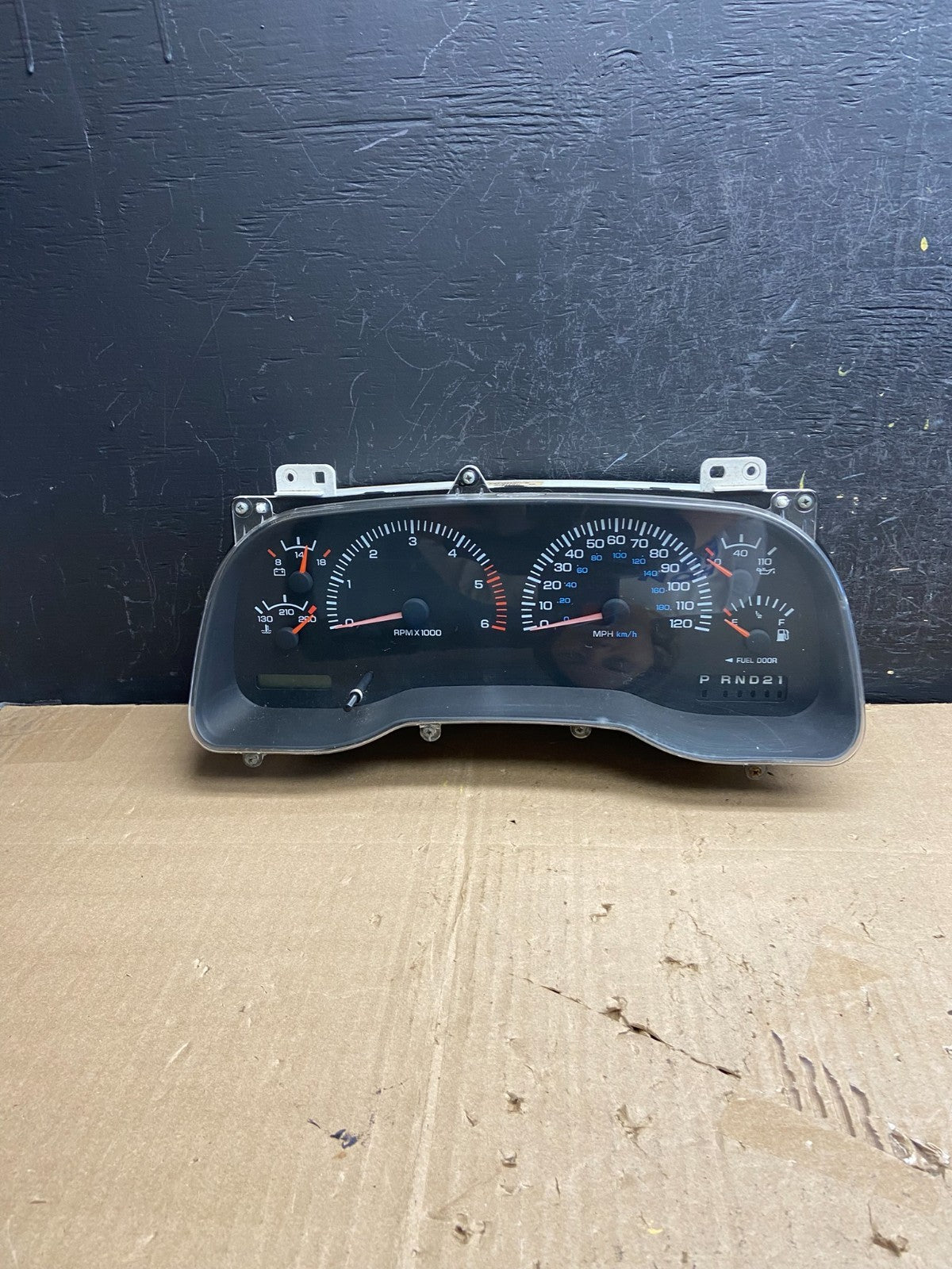 1998 to 2000 Dodge Dakota Instrument Speedometer Gauge Cluster AE1775 DG0