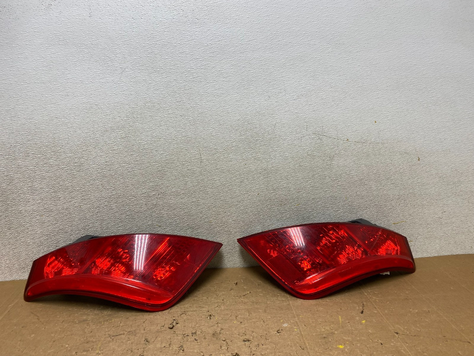 2003 2004 2005 Nissan Murano Left+Right Side Tail Lights Oem V8102 DW0