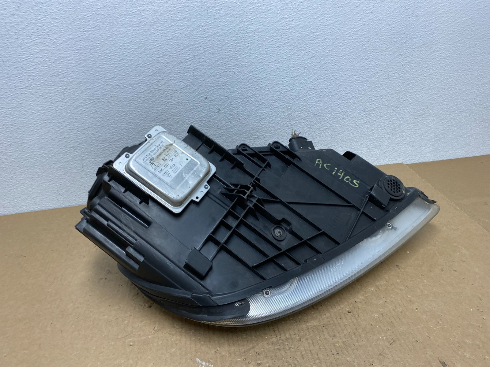 2008 to 2010 Porsche Cayenne Left Driver LH Headlight Xenon HID OEM AC1405 DW6