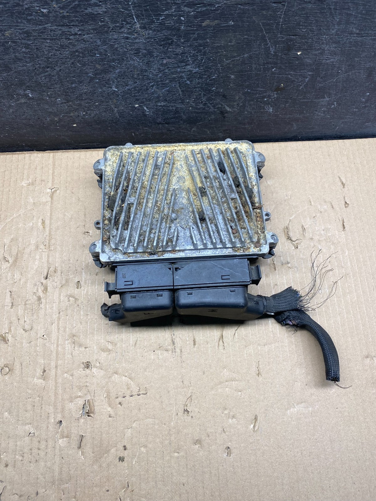 2006 to 2009 Mercedes 3.5L ECU E350 ML350 R350 Engine Computer Module AH7377 DG1