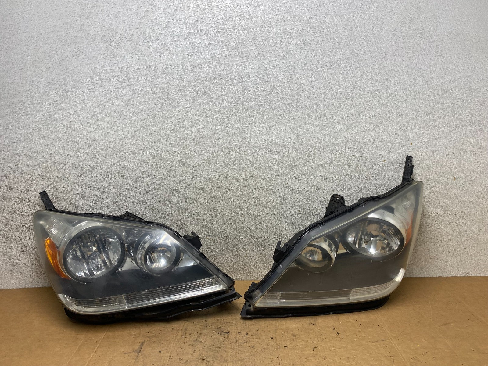 2005 2006 2007 Honda Odyssey Left+Right Set Halogen Headlights T3725 DW0