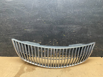 1998 to 2002 Lincoln Town Car Grille Chrome Plastic X3229 PS0