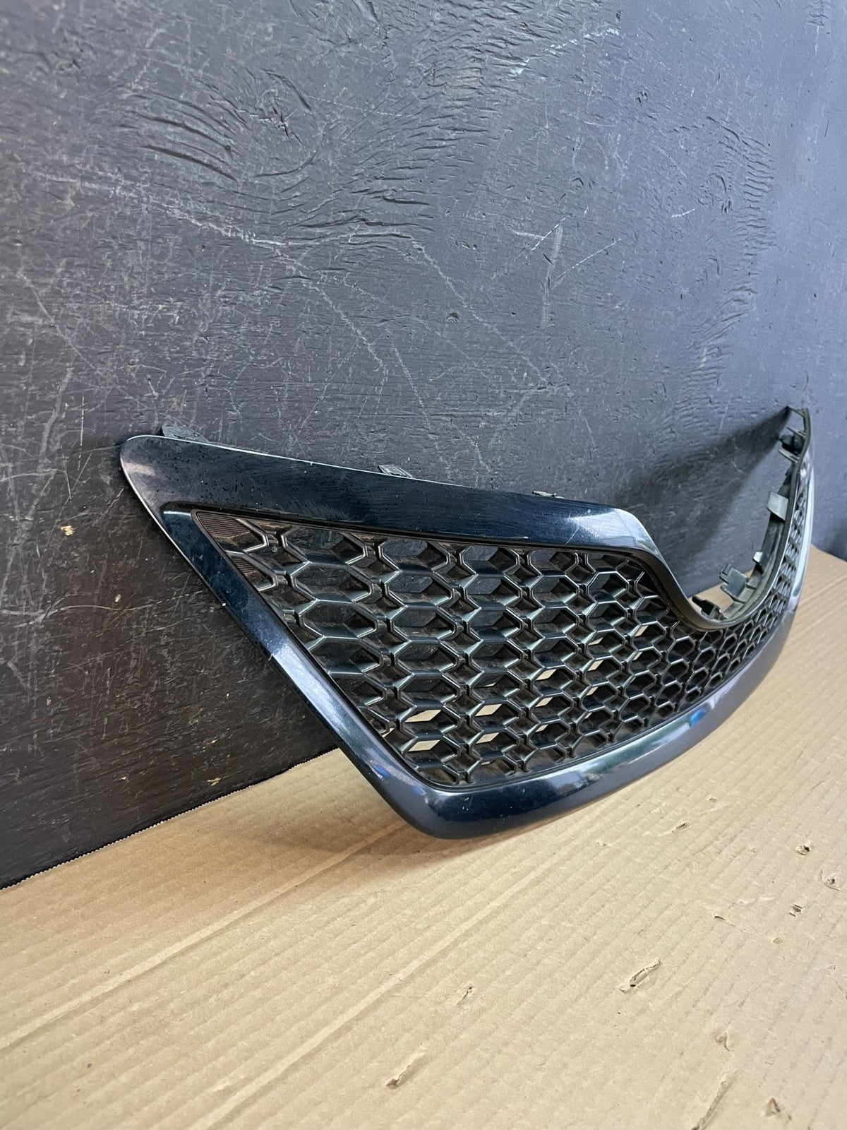 2007 2008 2009 Toyota Camry Front Upper Grill Grille Aftermarket AE8732 DG2