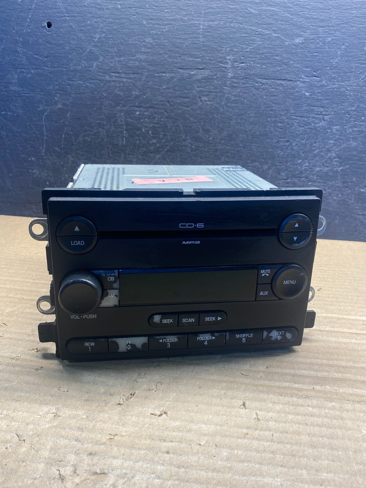 2005 to 2007 Ford Five Hundred Montego Radio CD Player AF3883 DW0