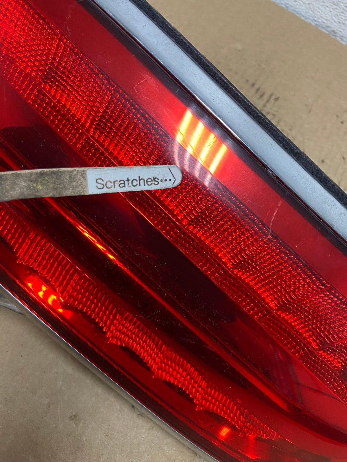 2011 to 2015 Lincoln MKX Left Driver LH Side Inner Tail Light AF7400 LK3