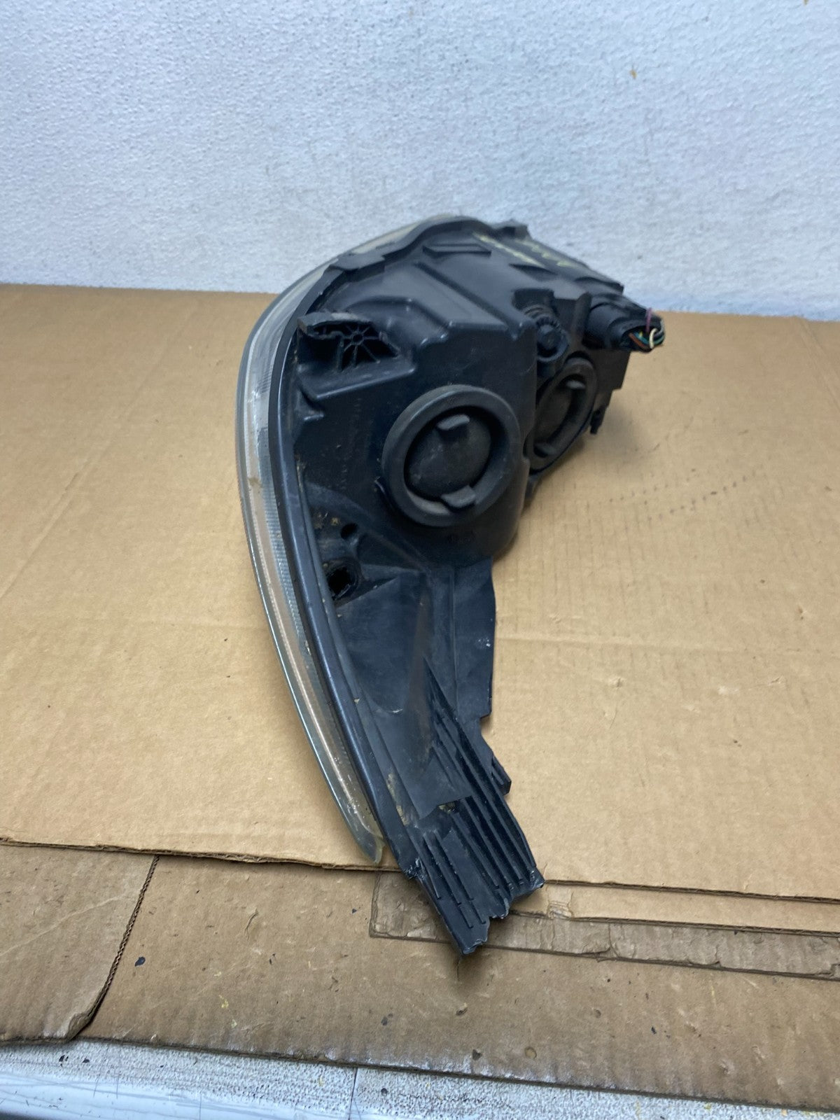 2015-2017 Ford Focus Right Passenger Rh Side Halogen Headlight AD0735 DW7