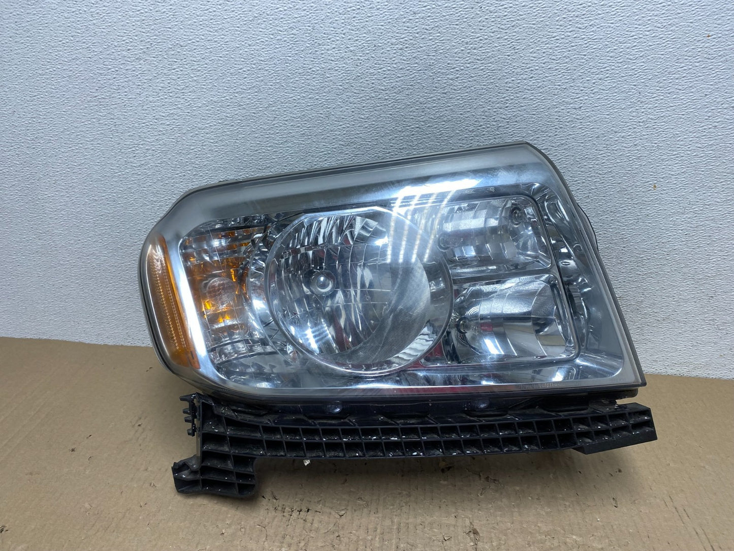 2009 2010 2011 Honda Pilot Right Passenger RH Halogen Headlight AF2879 DW0